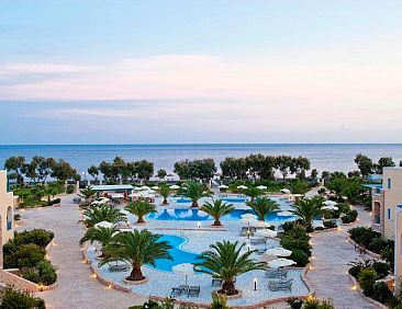 Santo Miramare Beach Resort