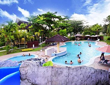 Beringgis Beach Resort &amp; Spa