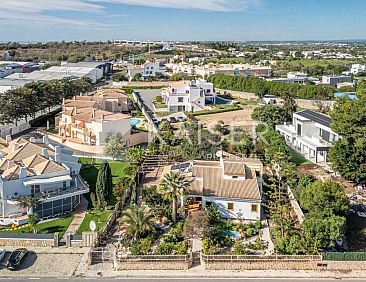 Vrijstaande woning in Faro, Portugal