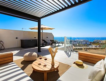 Appartement Marinsa Beach, Sea View/Roof terrace