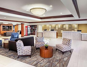 DoubleTree by Hilton Cleveland South