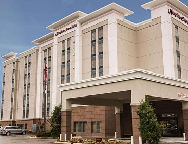 Hampton Inn &amp; Suites Nashville-Airport