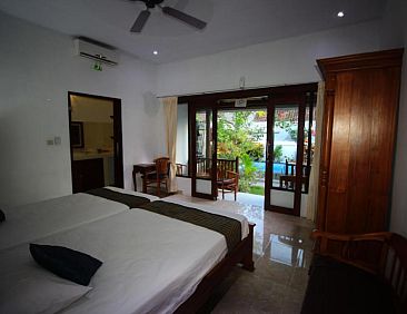 Pantai Bungalow Lembongan Island