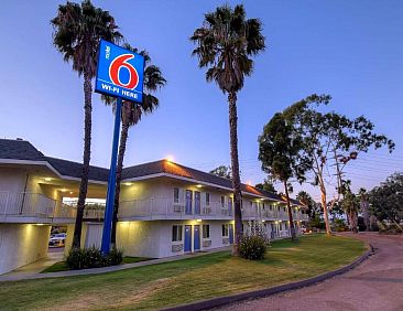 Motel 6-San Diego, CA - North