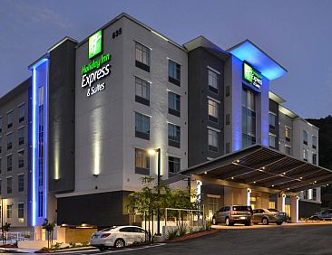 Holiday Inn Express &amp; Suites San Diego - Mission Valley, an 