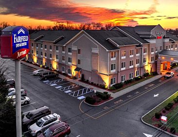 Fairfield Inn &amp; Suites by Marriott Edison - South Plainfield