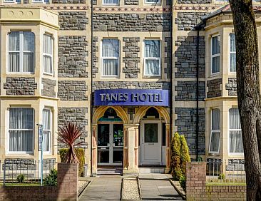 Tanes Hotel