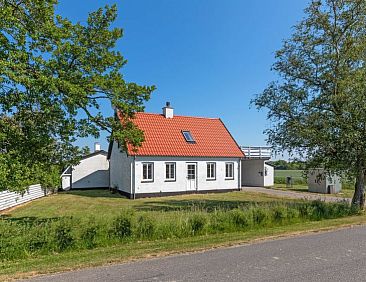 Vakantiehuis &quot;Nilia&quot; - 3.5km from the sea