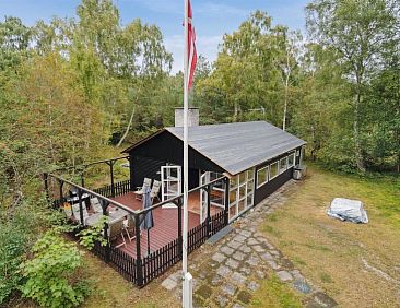 Vakantiehuis &quot;Eirik&quot; - 700m from the sea