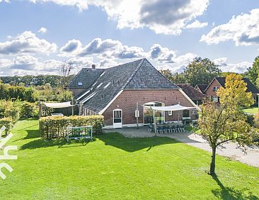 Heerlijke 15 persoons vakantieboerderij met gratis WiFi in