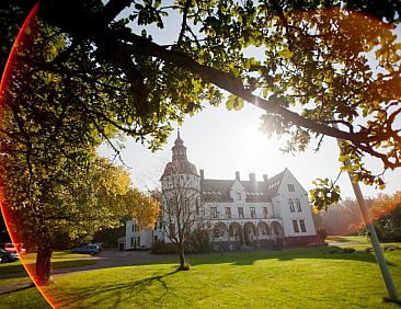 Hellidens Slott och Vandrarhem