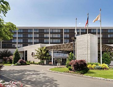 DoubleTree by Hilton Hotel &amp; Executive Meeting Center Somers