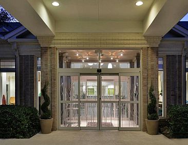 Hilton Garden Inn Addison