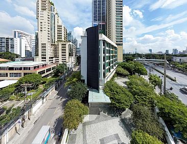 Maduzi Hotel, Bangkok