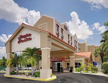 Hampton Inn &amp; Suites Fort Lauderdale Airport