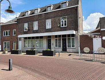 Prachtig 8 persoons vakantiehuis in het dorp Rimburg in