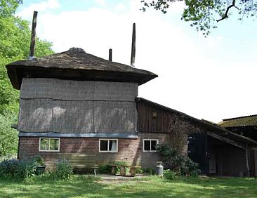 Knus tweepersoons hooiberg op landgoed Bleijendijk nabij