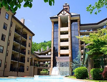 Gatlinburg Town Square by Exploria Resorts