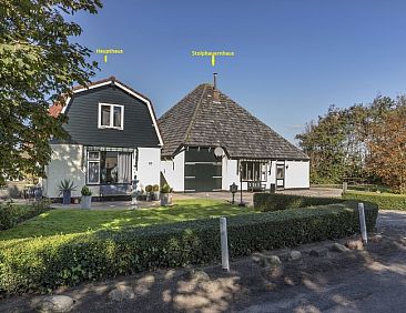 100 jaar oude stolpboerderij