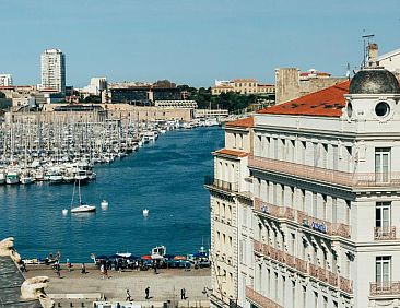 Escale Oceania Marseille Vieux Port