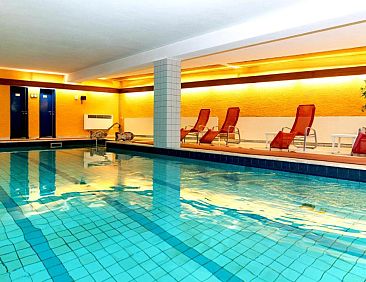 Hotel Meran Hallenbad &amp; Sauna