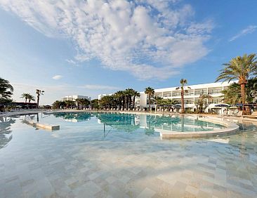 Grand Palladium Palace Ibiza Resort &amp; Spa- All Inclusive