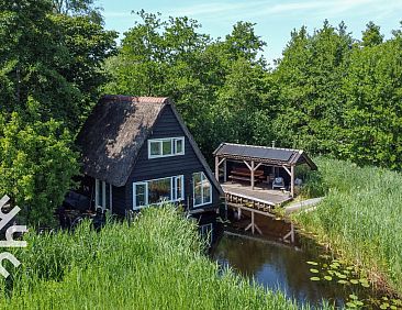 Prachtig Rietsnijdershuisje met trampoline en terras aan de