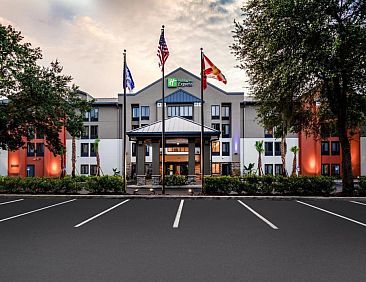 Holiday Inn Express Tampa-Brandon, an IHG Hotel