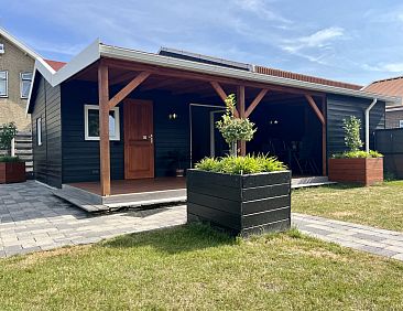 Vrijstaande 4-persoons bungalow dichtbij het Noordzeestrand