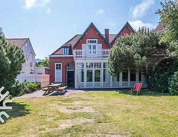 Uniek vakantiehuis voor 14 personen met zeezicht in Domburg