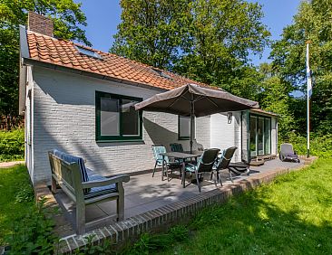 Leuk 4-persoons vakantiehuis onderaan de duinen in