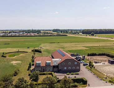 4-Persoons vakantiewoning op begane grond in Serooskerke bij