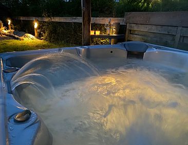 ZeeLandZon met jacuzzi en sauna