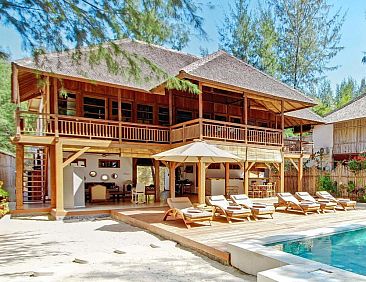 The Gili Beach Resort