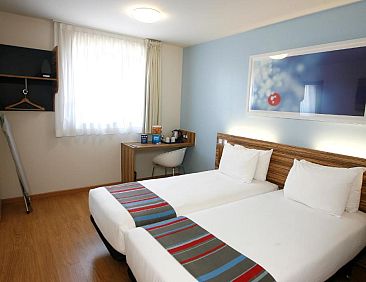 Travelodge Valencia Aeropuerto