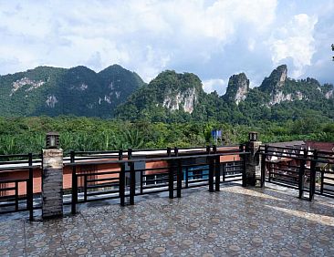 Khao Sok Nature Place